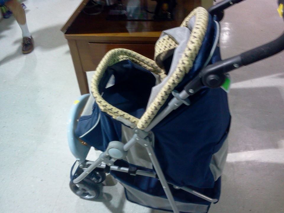 rikkisretailpetstroller